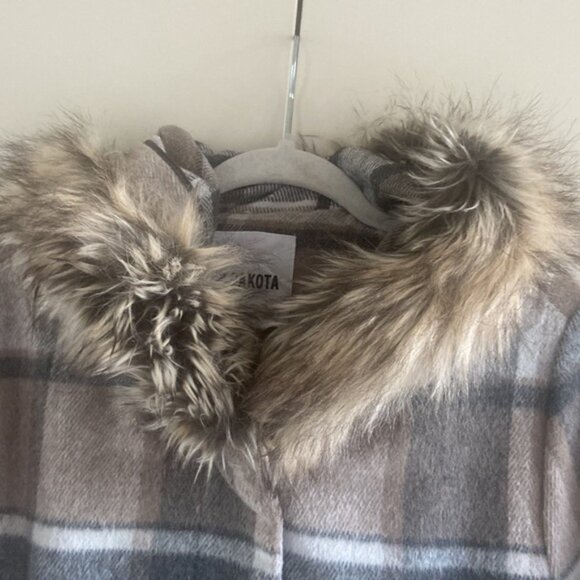 BB Dakota You Oughta Know Coat - Picture 2 of 8